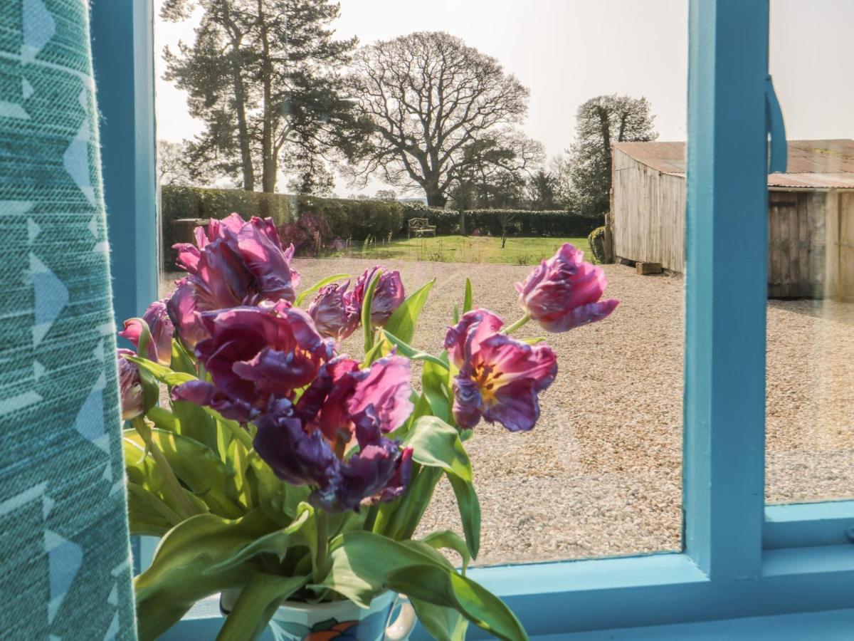 Foxglove Cottage York Exterior photo